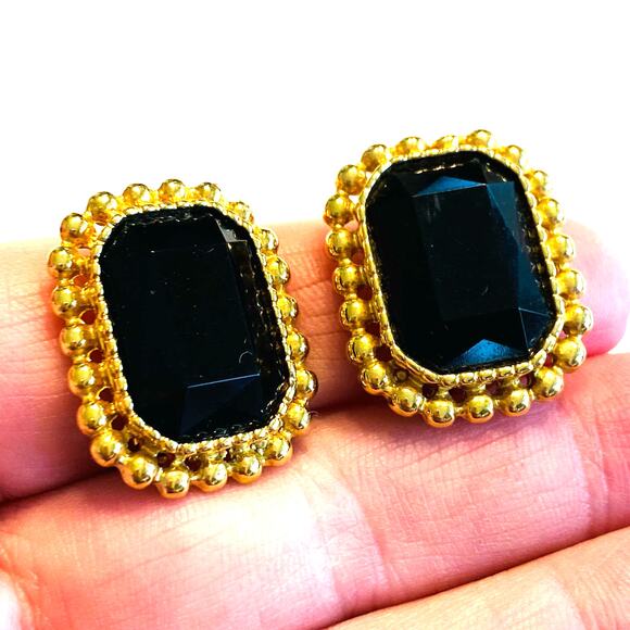 Vintage Sarah Coventry Clip On Earrings Faceted Black Stone Gold Bead Surround - Picture 3 of 7